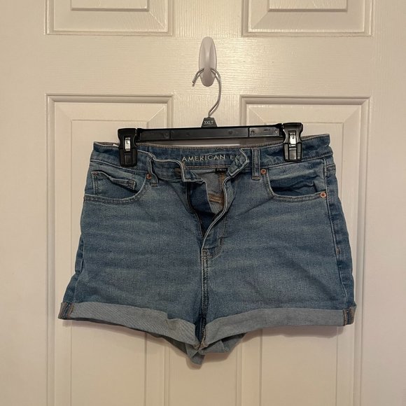 American Eagle Stretch Jean Shorts Size 8 - Picture 1 of 4
